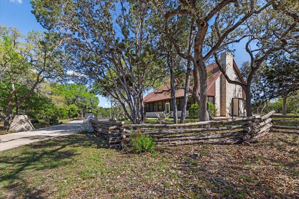 Wimberley, TX 78676,111 Circle Dr