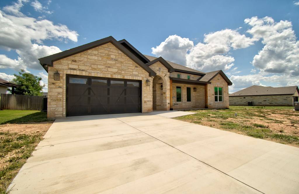 Fredericksburg, TX 78624,111 Madrona Lane