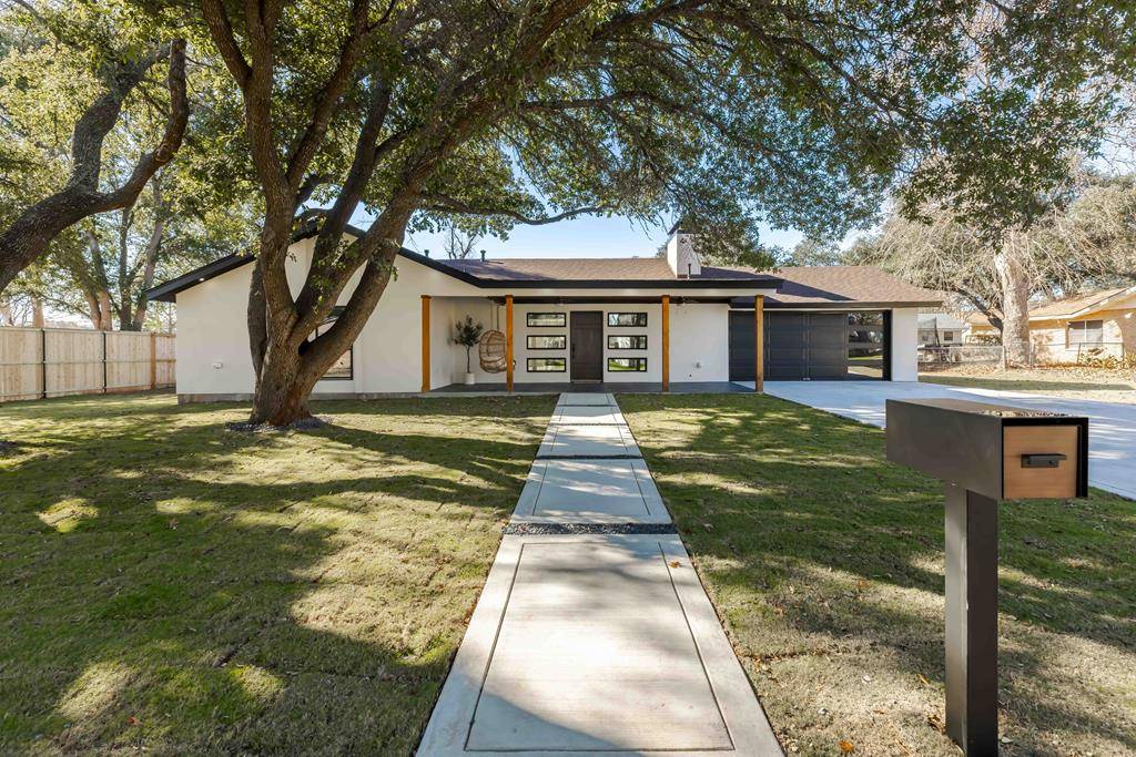 Fredericksburg, TX 78624,203 Frederick Rd