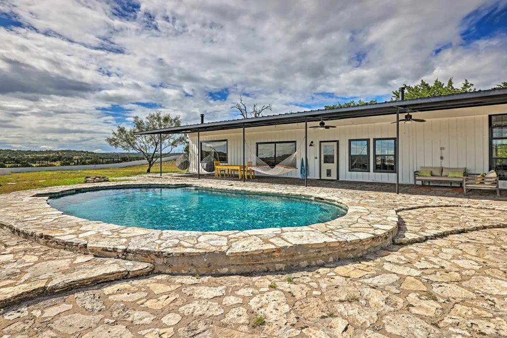 Fredericksburg, TX 78624,2363 Usener Rd