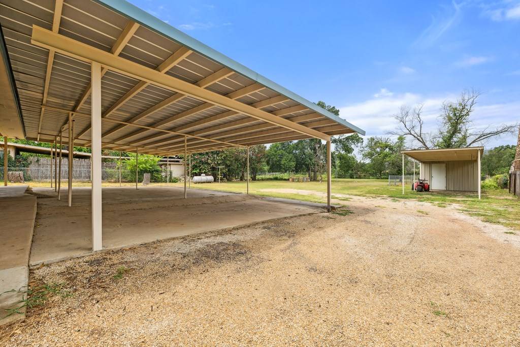 Mason, TX 76856,810 Wheeler St