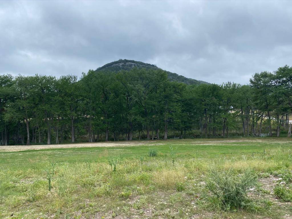 Leakey, TX 78873,5824 US Hwy 83