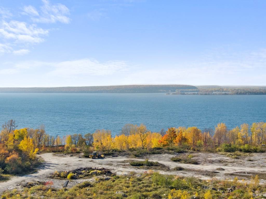 Sturgeon Bay, WI 54235,Lot 27 Quarry Bluff Ct