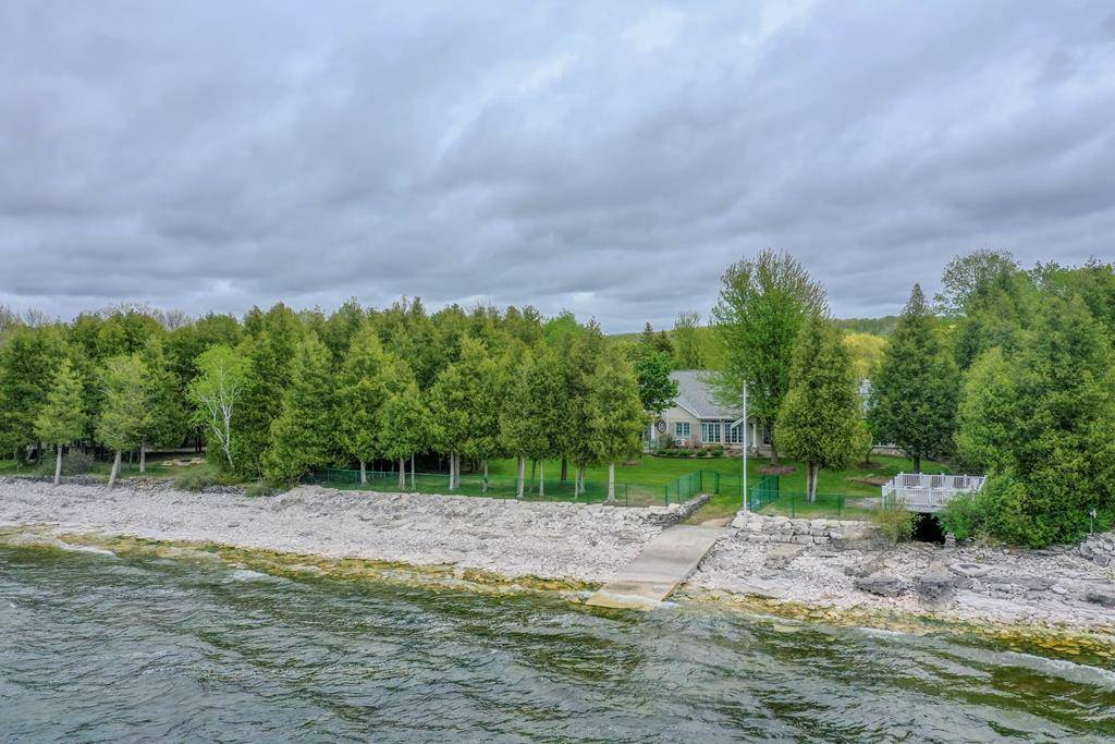 Sturgeon Bay, WI 54235,5743 Bay Shore Dr