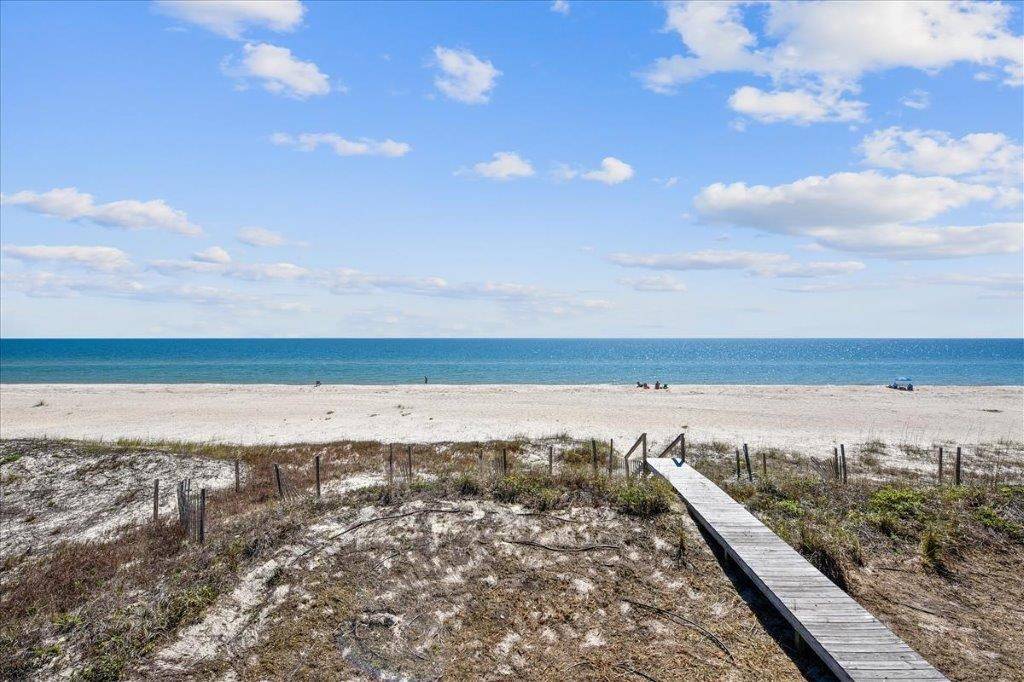 St. George Island, FL 32328,472 W Gorrie Dr