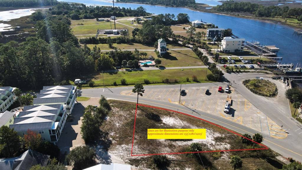 Carrabelle, FL 32322,607 Marine St
