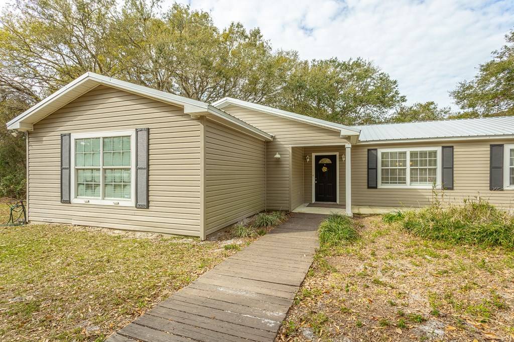 Carrabelle, FL 32322,130 Hinton St