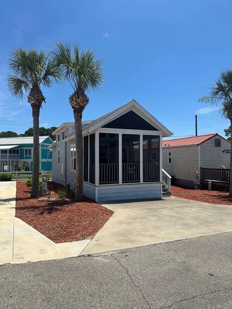 Carrabelle, FL 32322,1843 Us 98 W