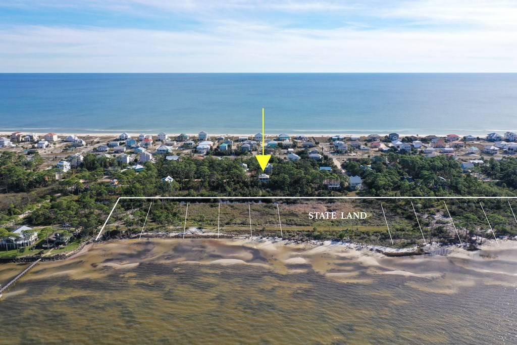 St. George Island, FL 32328,1017 E Pine Ave