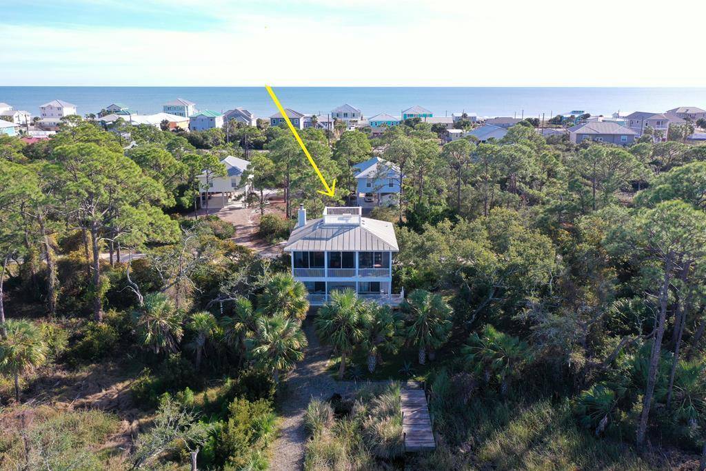 St. George Island, FL 32328,1017 E Pine Ave