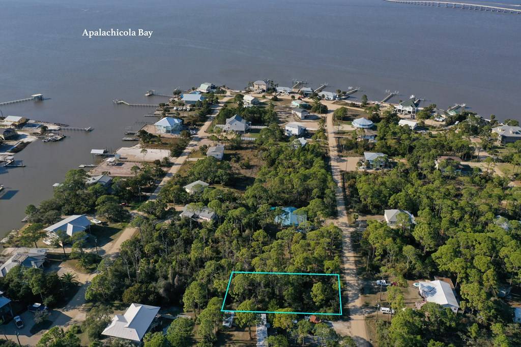 St. George Island, FL 32328,308 Howell St
