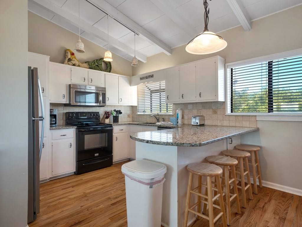 St. George Island, FL 32328,801 W Gorrie Dr