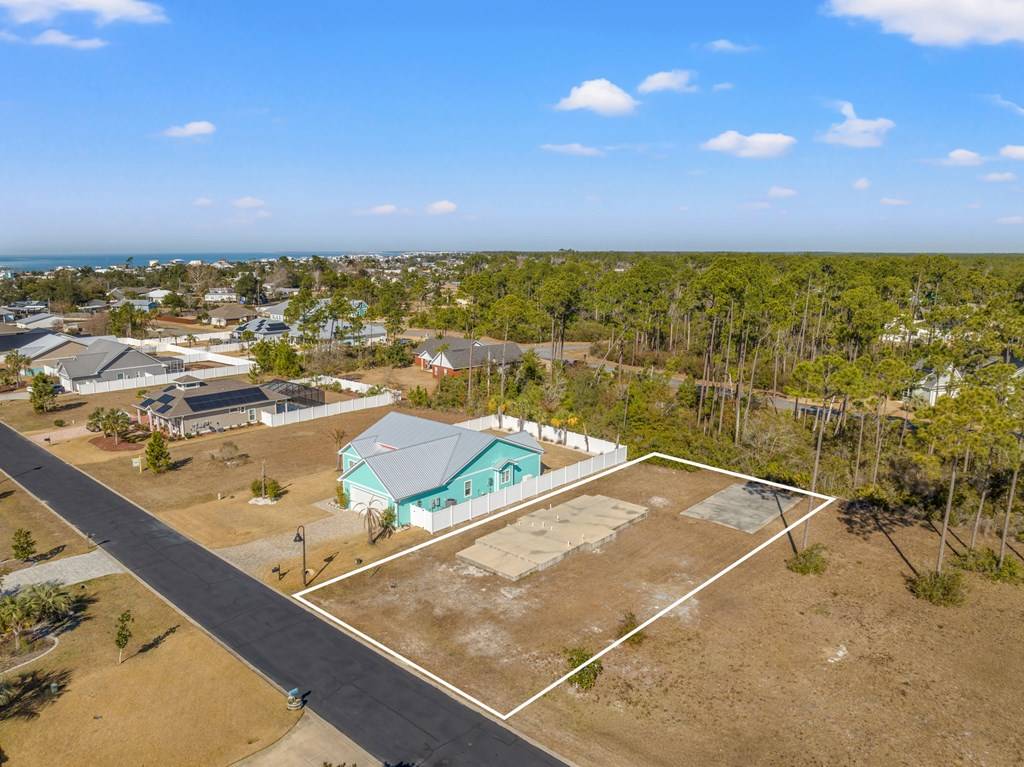 Port St. Joe, FL 32456,123 White Blossom Trl