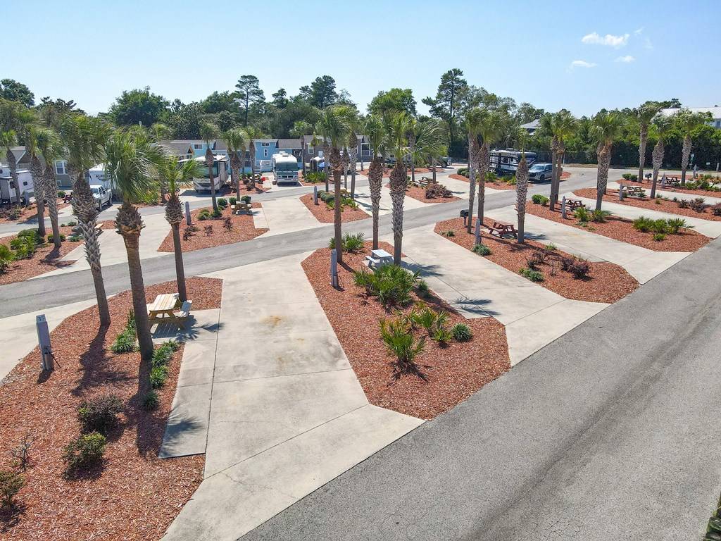 Carrabelle, FL 32322,1843 Hwy 98 W