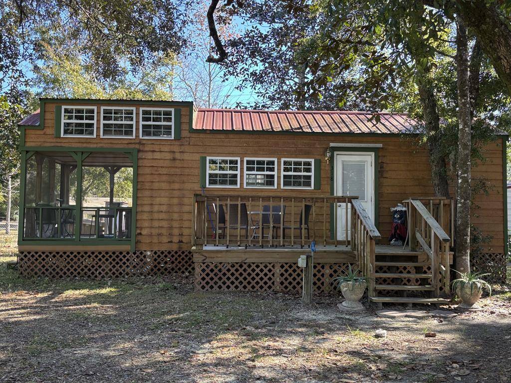 Wewahitchka, FL 32465,318 S Deer Ave