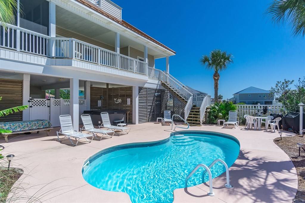 St. George Island, FL 32328,800 E Gulf Beach Dr