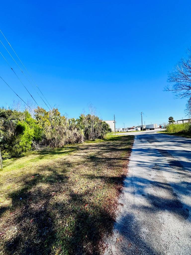 Apalachicola, FL 32320,350 Market St