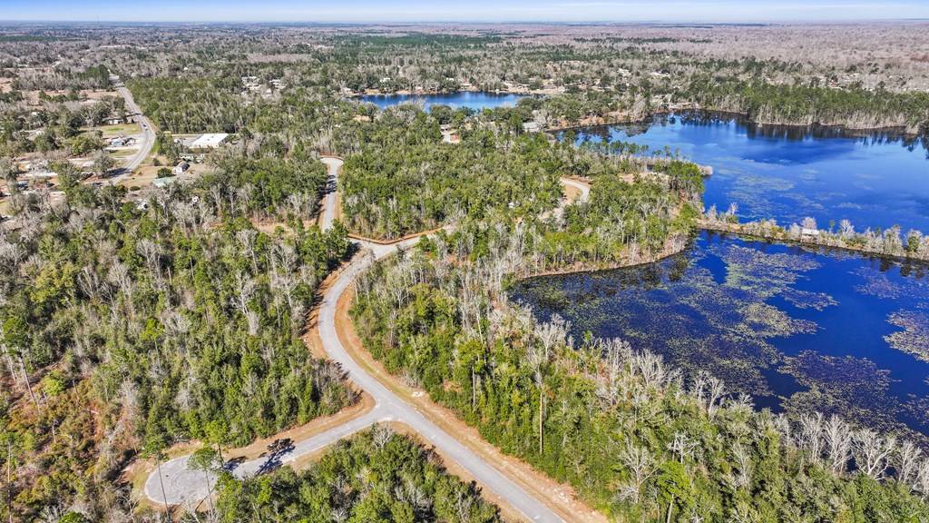 Wewahitchka, FL 32465,7 Seven Springs Dr