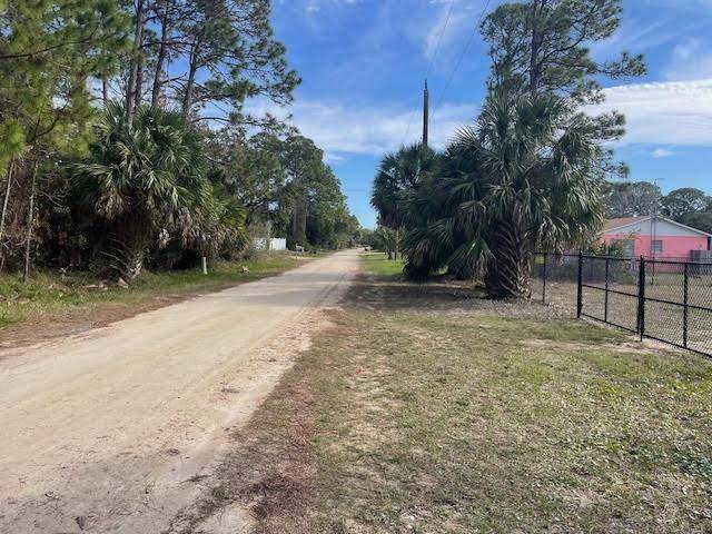 St. George Island, FL 32328,515 W Sawyer St