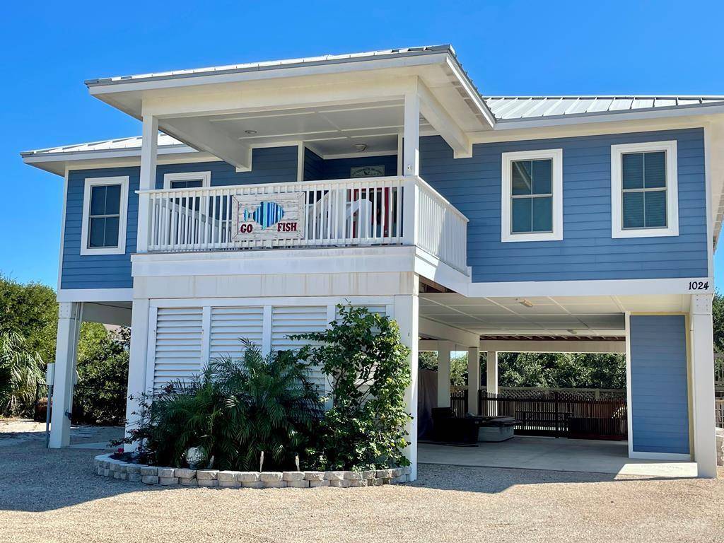 St. George Island, FL 32328,925 E Gorrie Dr