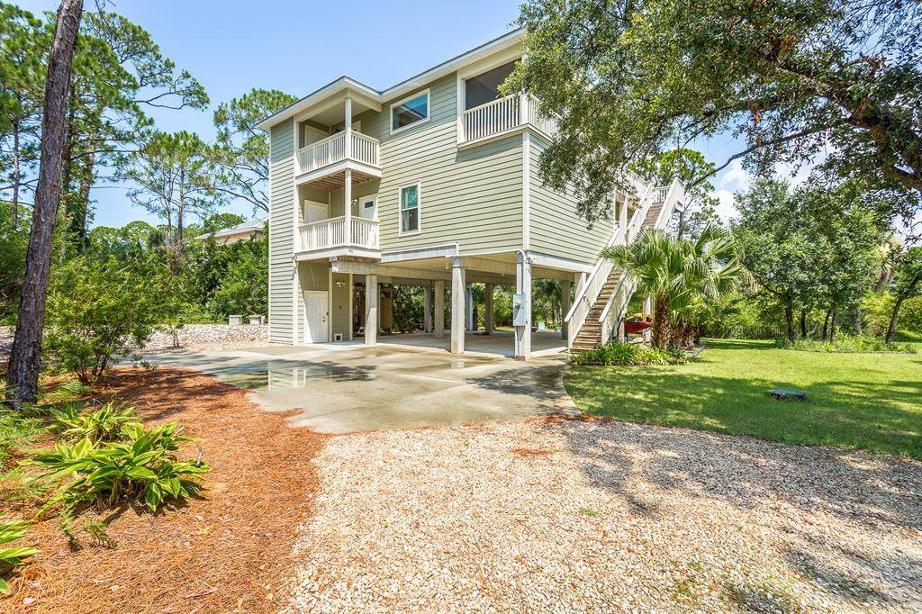 St. George Island, FL 32328,900 Bay Shore Dr