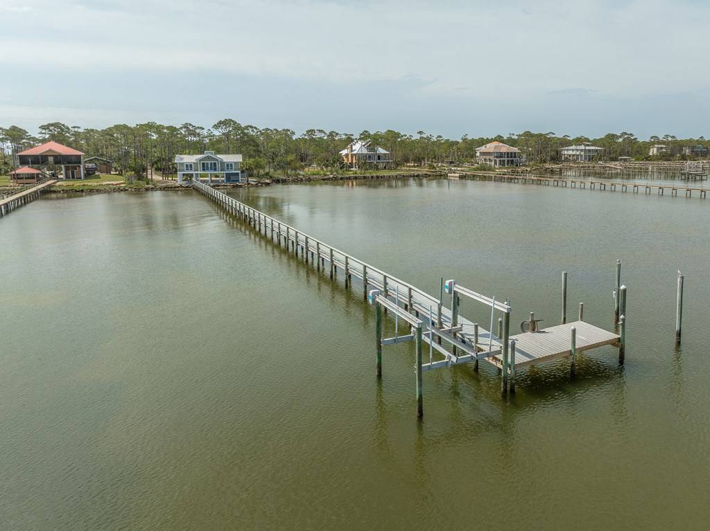 St. George Island, FL 32328,1371 E Gulf Beach Dr