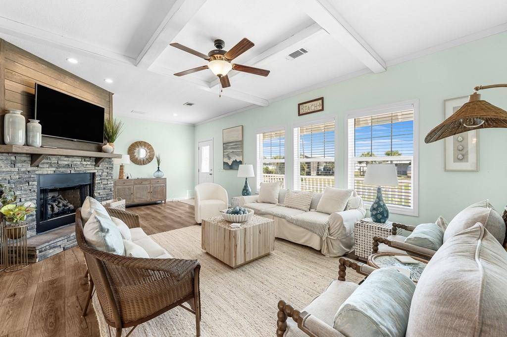 Port St. Joe, FL 32456,211 Cortez St