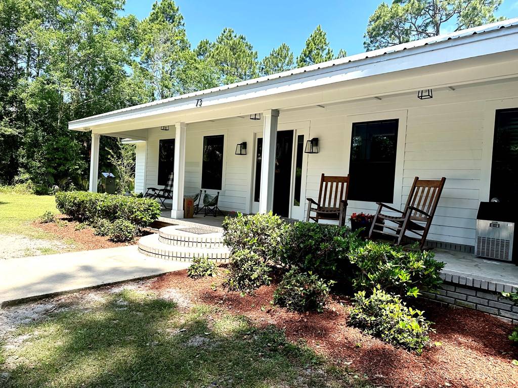 Apalachicola, FL 32320,73 Worley Dr