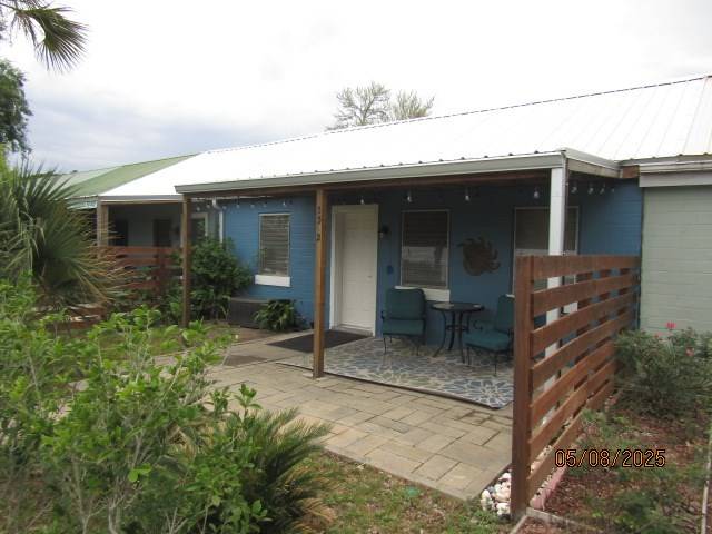 Carrabelle, FL 32322,33 Holland Ave