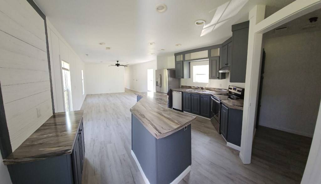 Eastpoint, FL 32328,680 Wilderness Rd