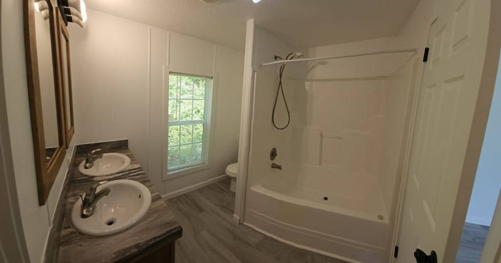 Eastpoint, FL 32328,680 Wilderness Rd