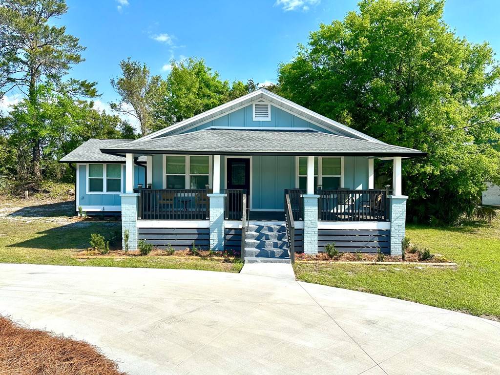 Carrabelle, FL 32322,304 Hwy 98