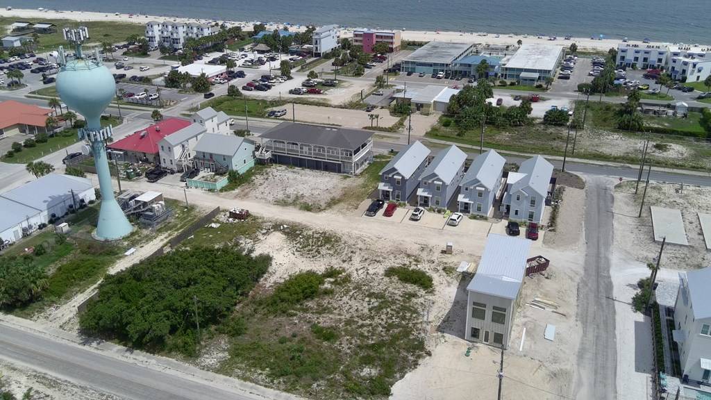 St. George Island, FL 32328,144 W Pine Ave