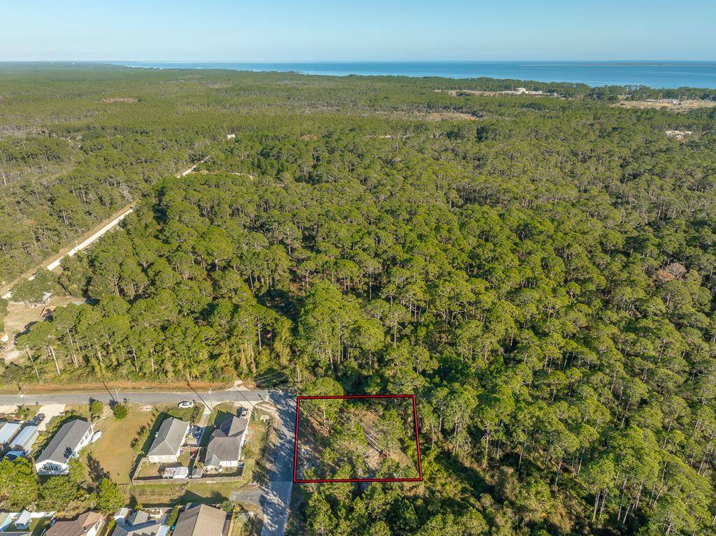 Carrabelle, FL 32322,711 Ne Ave H