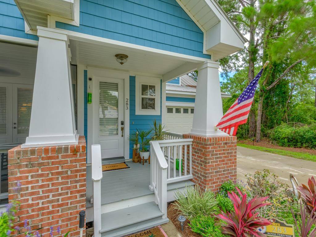Carrabelle, FL 32323,283 Royal Tern Way