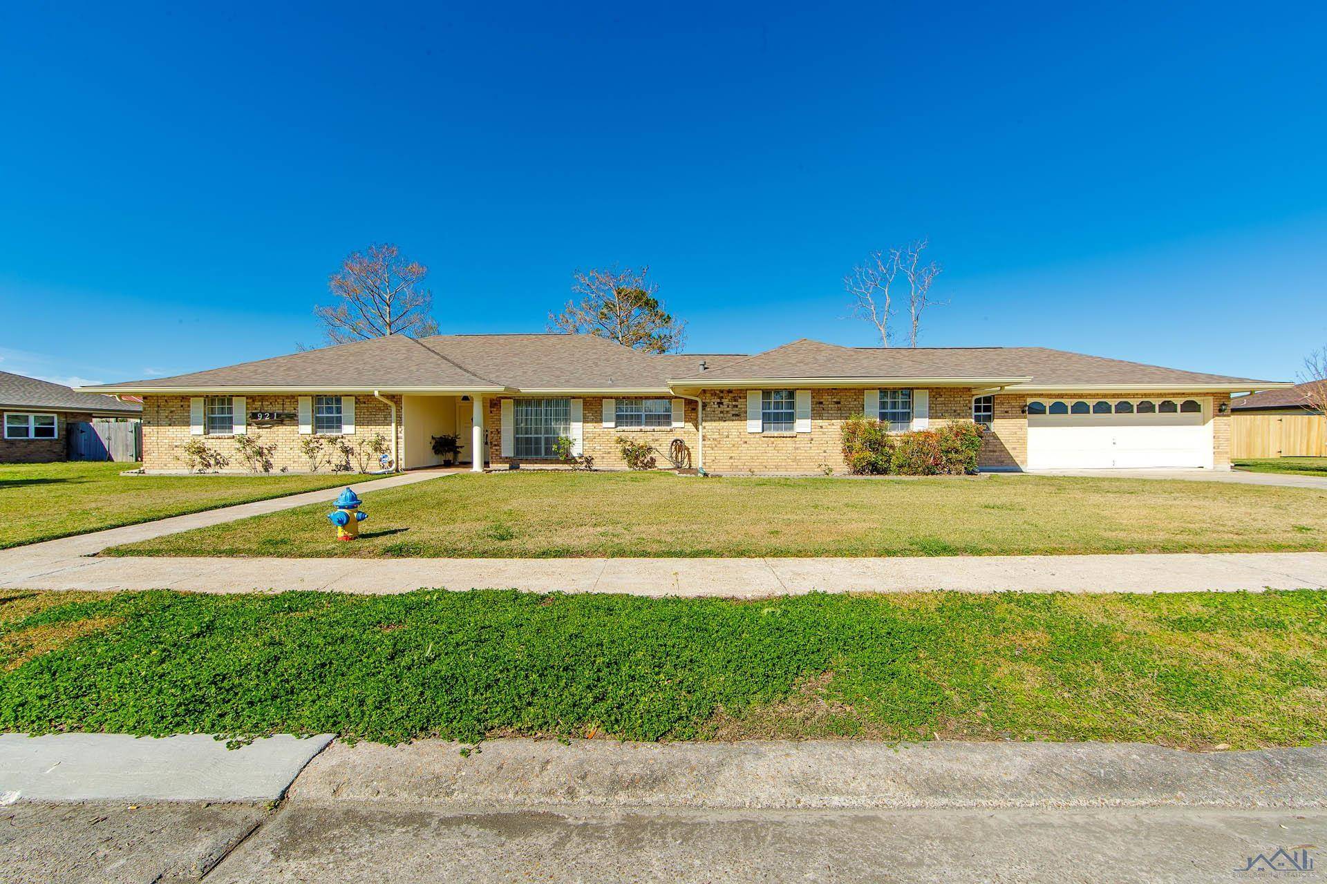 Houma, LA 70364,921 Eagle Dr