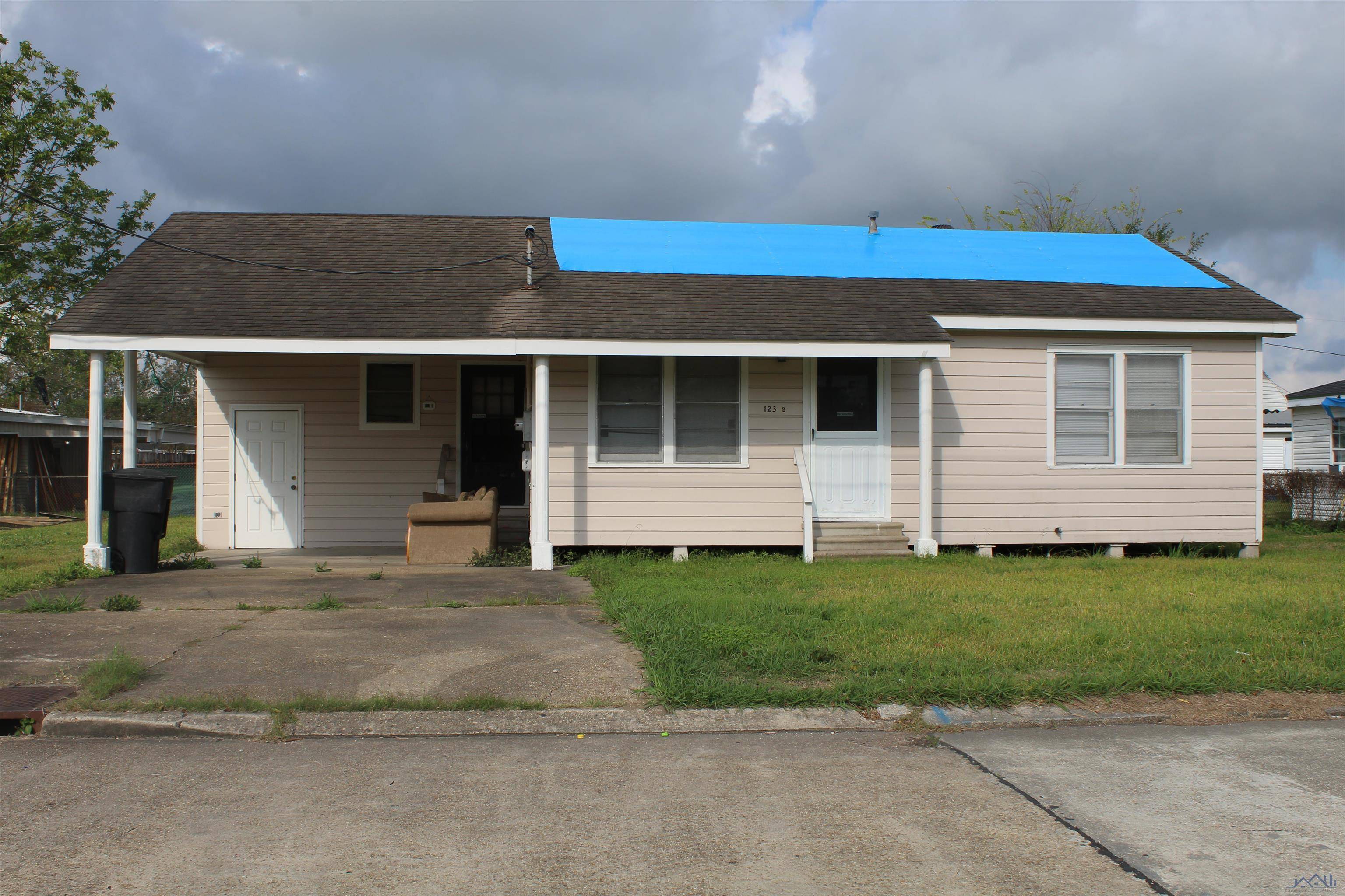 Houma, LA 70363,123B Carolyn Ave