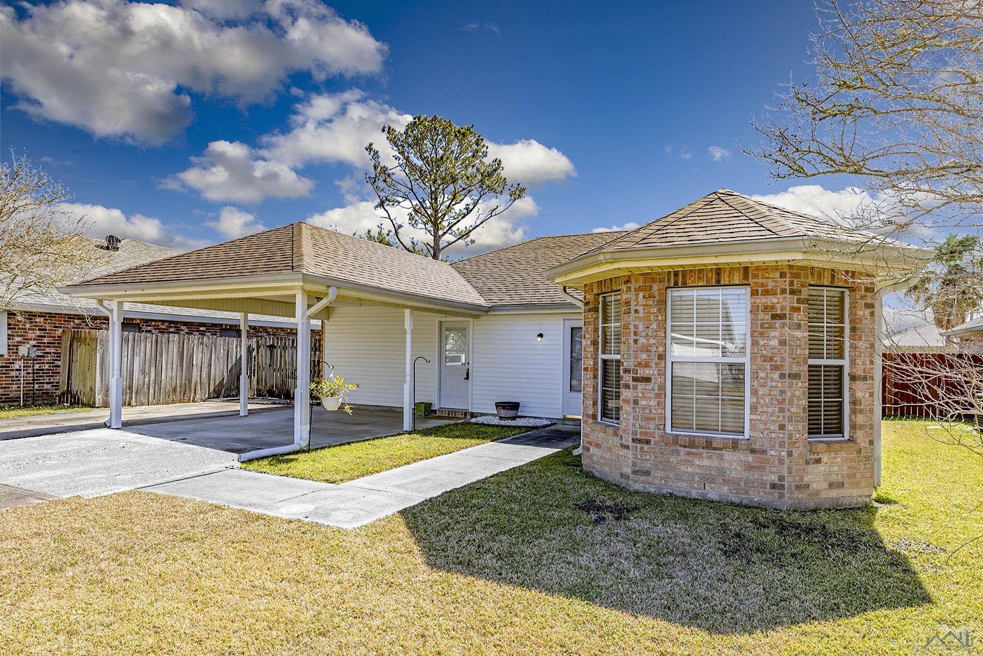 Houma, LA 70364,314 Cavaness Dr