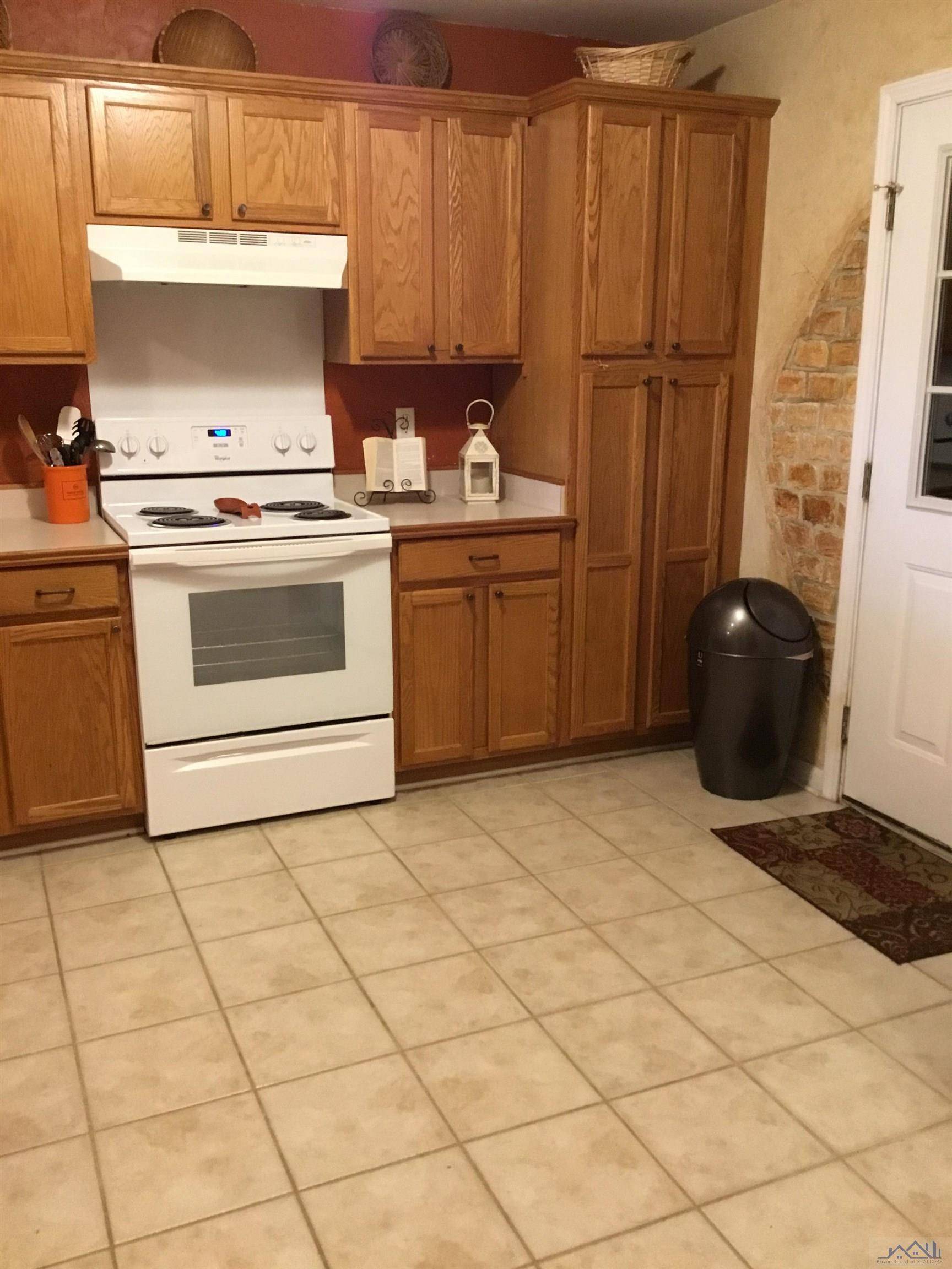 Thibodaux, LA 70301,200 Jolie Oaks Blvd