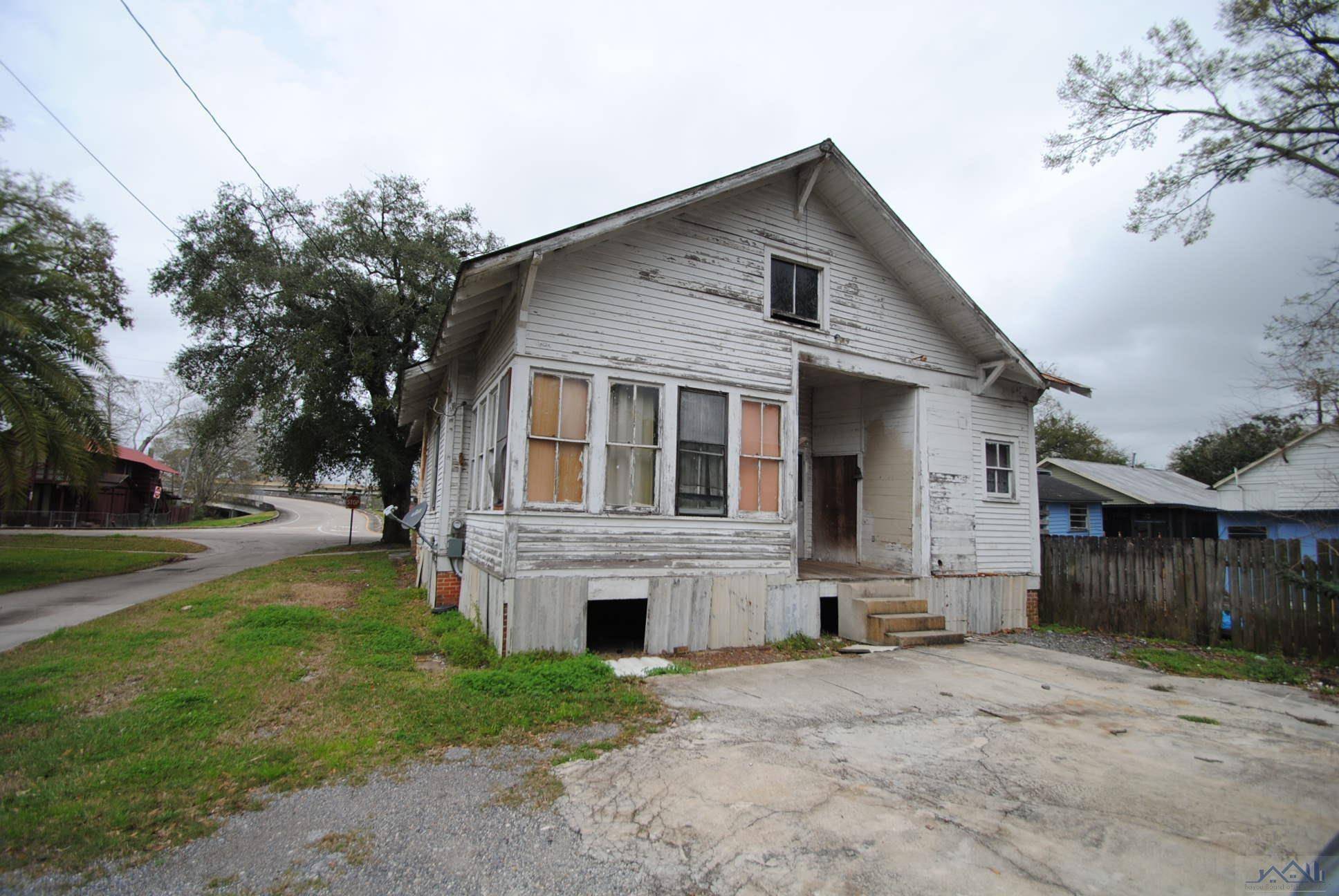 Morgan City, LA 70380,508 Freret St