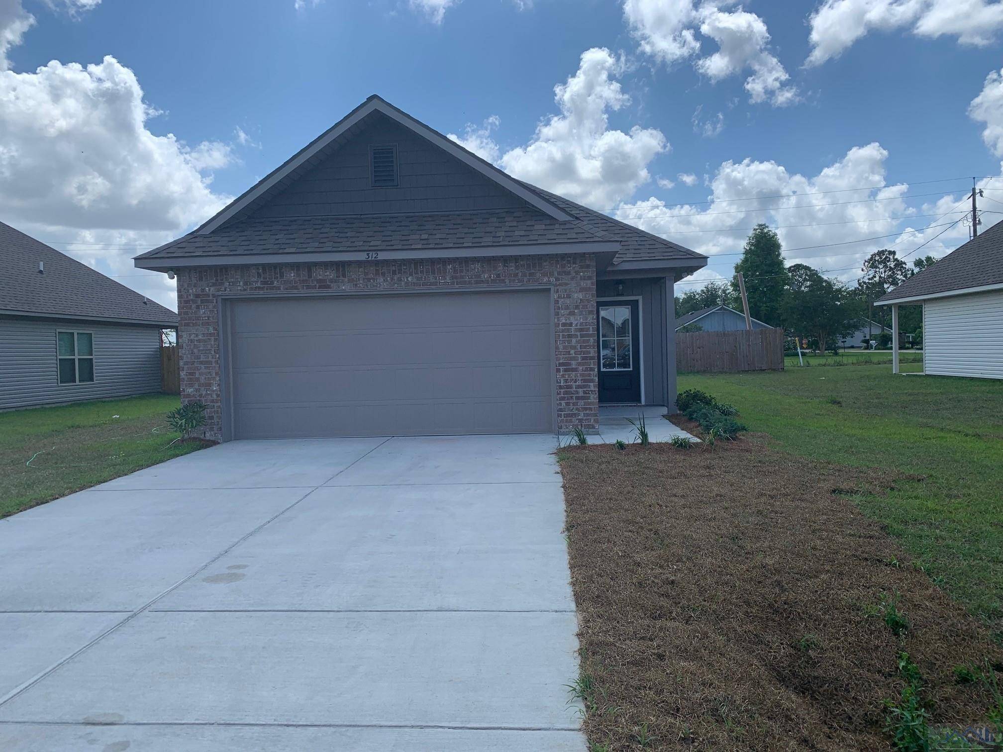 Thibodaux, LA 70301,312 Colony Station