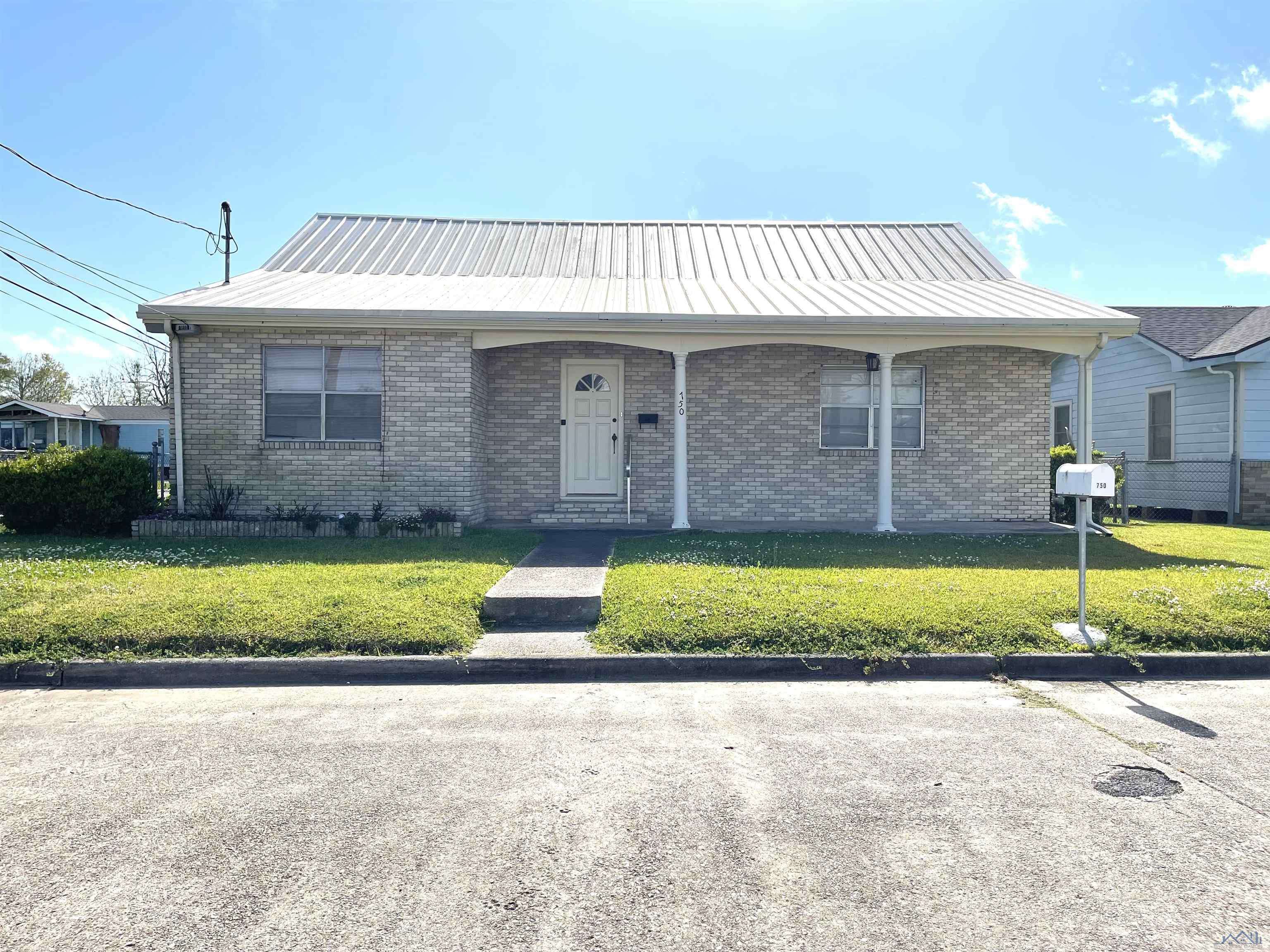 Houma, LA 70363,750 Peach St