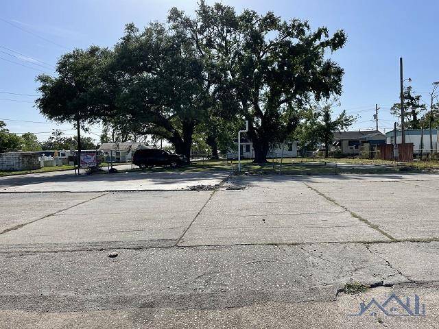 Houma, LA 70363,258 Grand Caillou Road