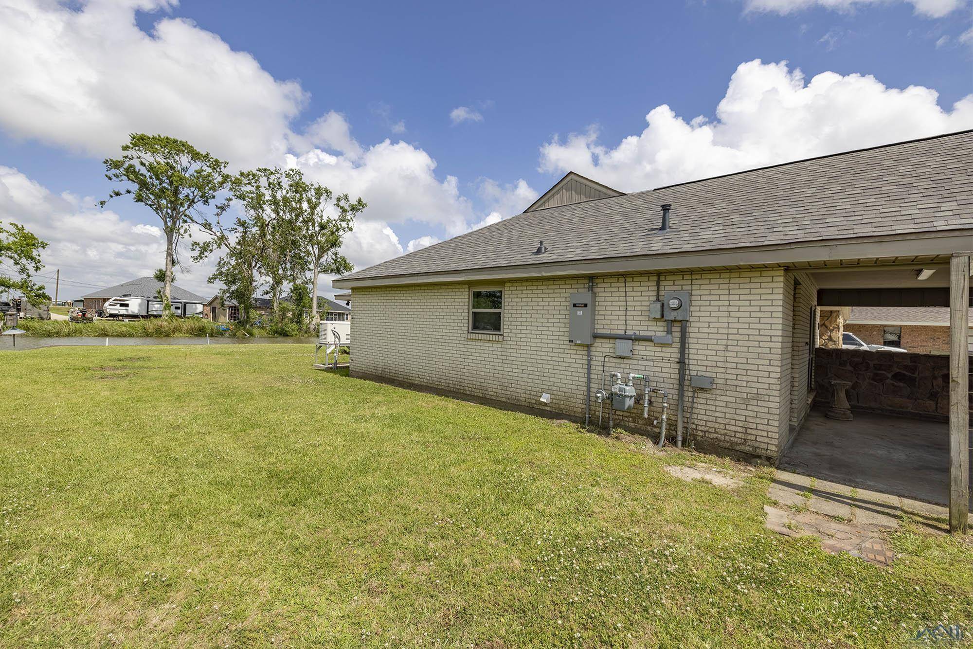 Houma, LA 70363,103 Mechant Dr.