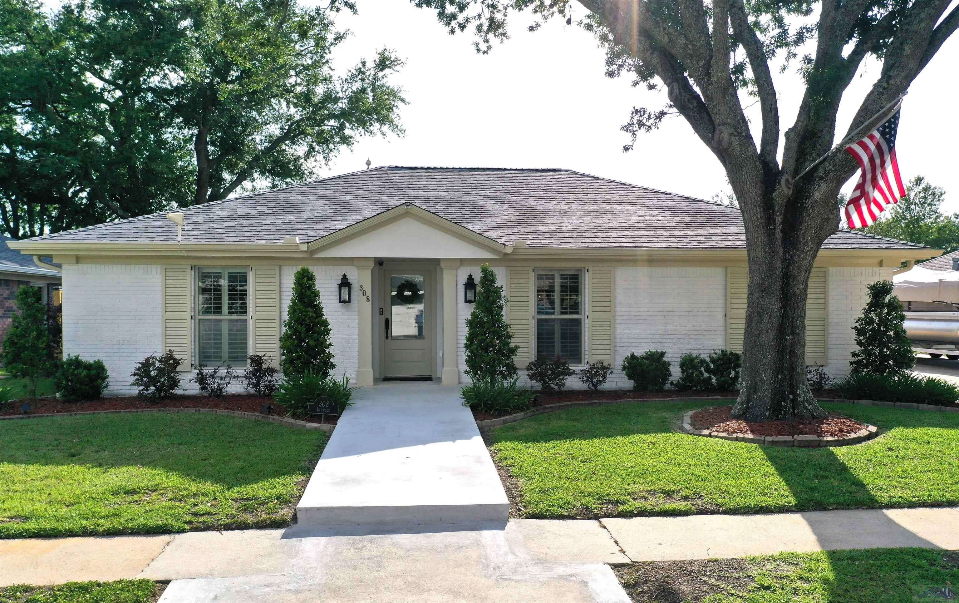 Houma, LA 70360,308 Lynwood Drive