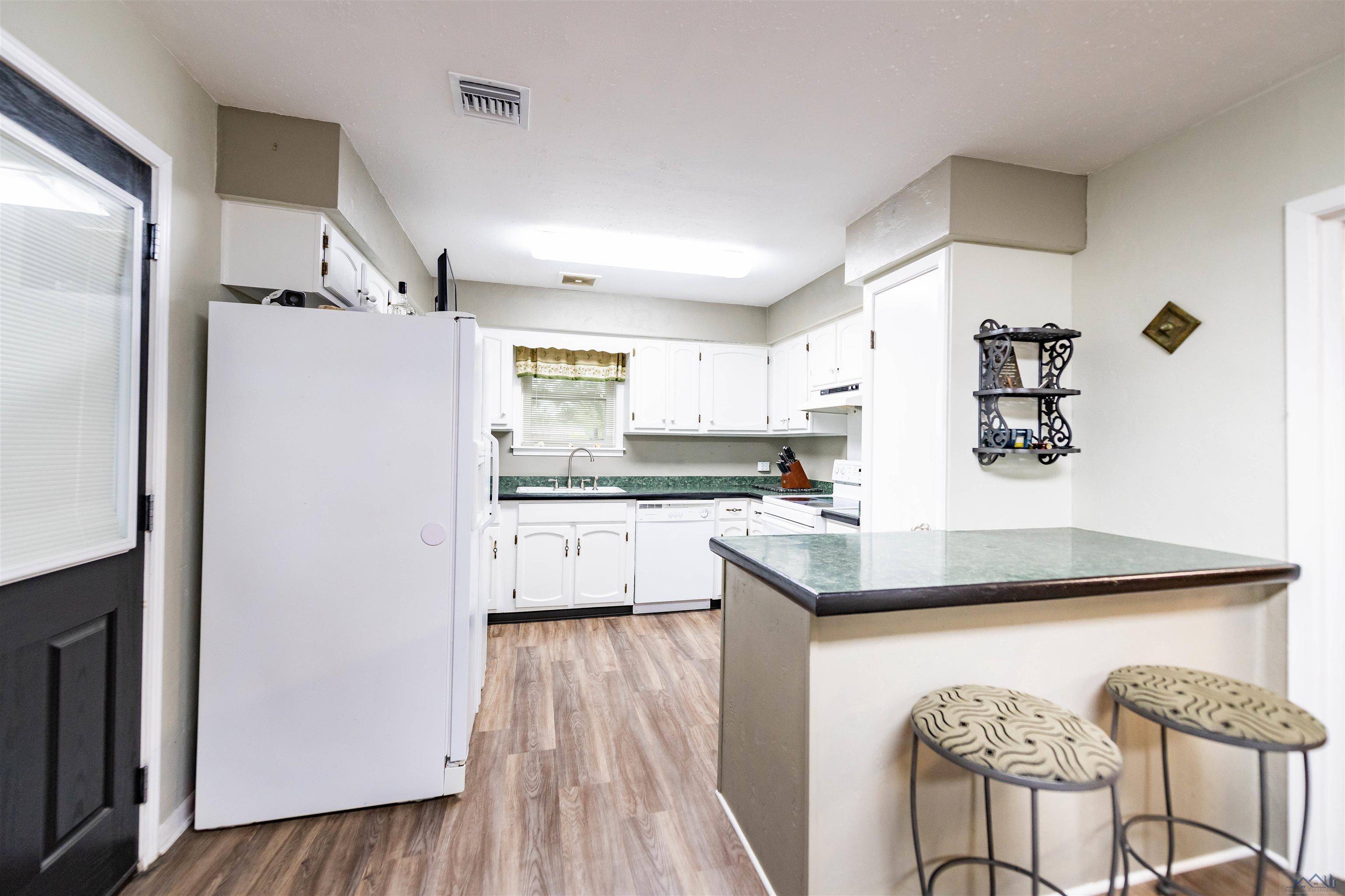 Raceland, LA 70394,418 St Anthony Street