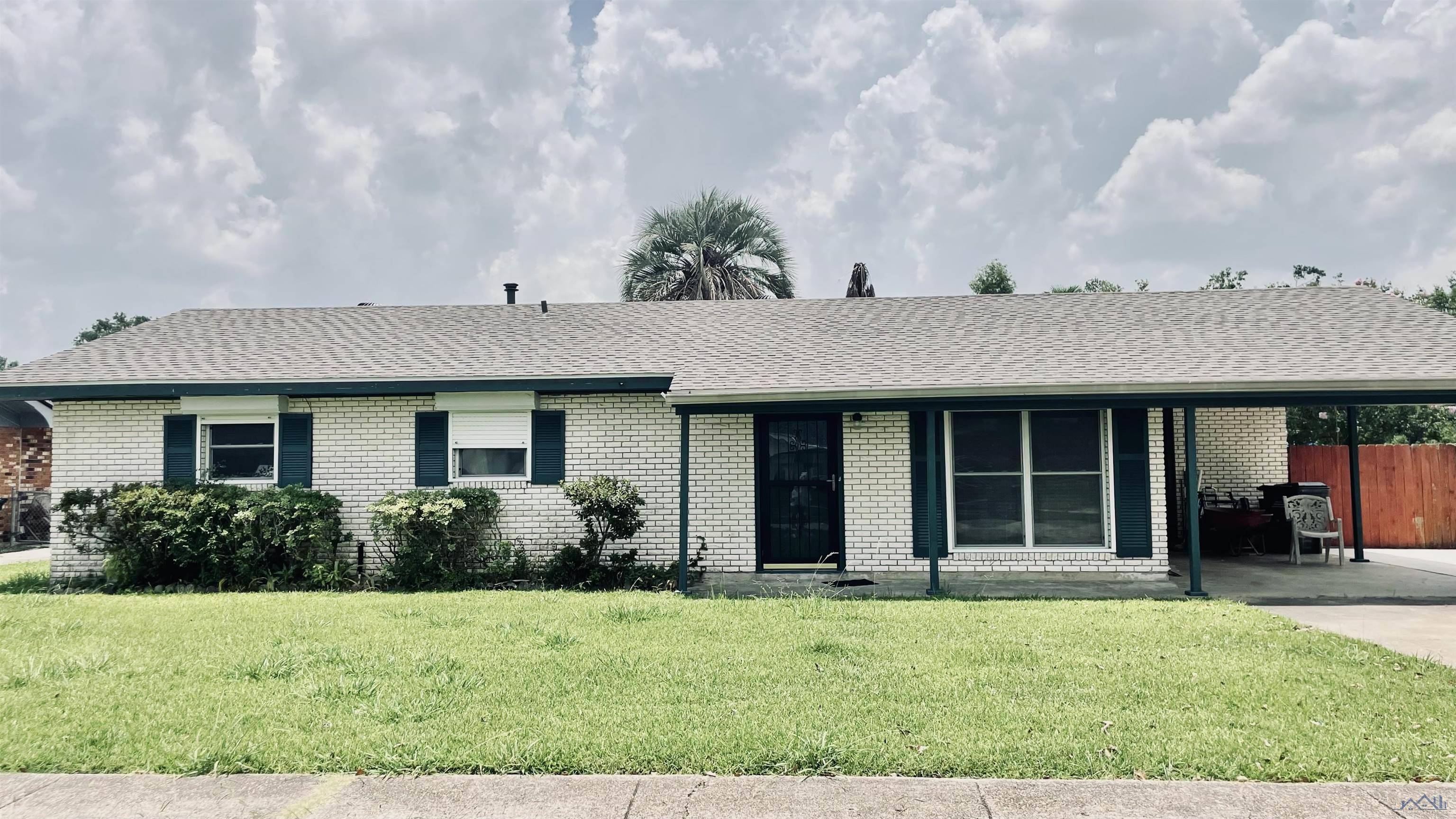 Houma, LA 70360,207 Bellaire Drive