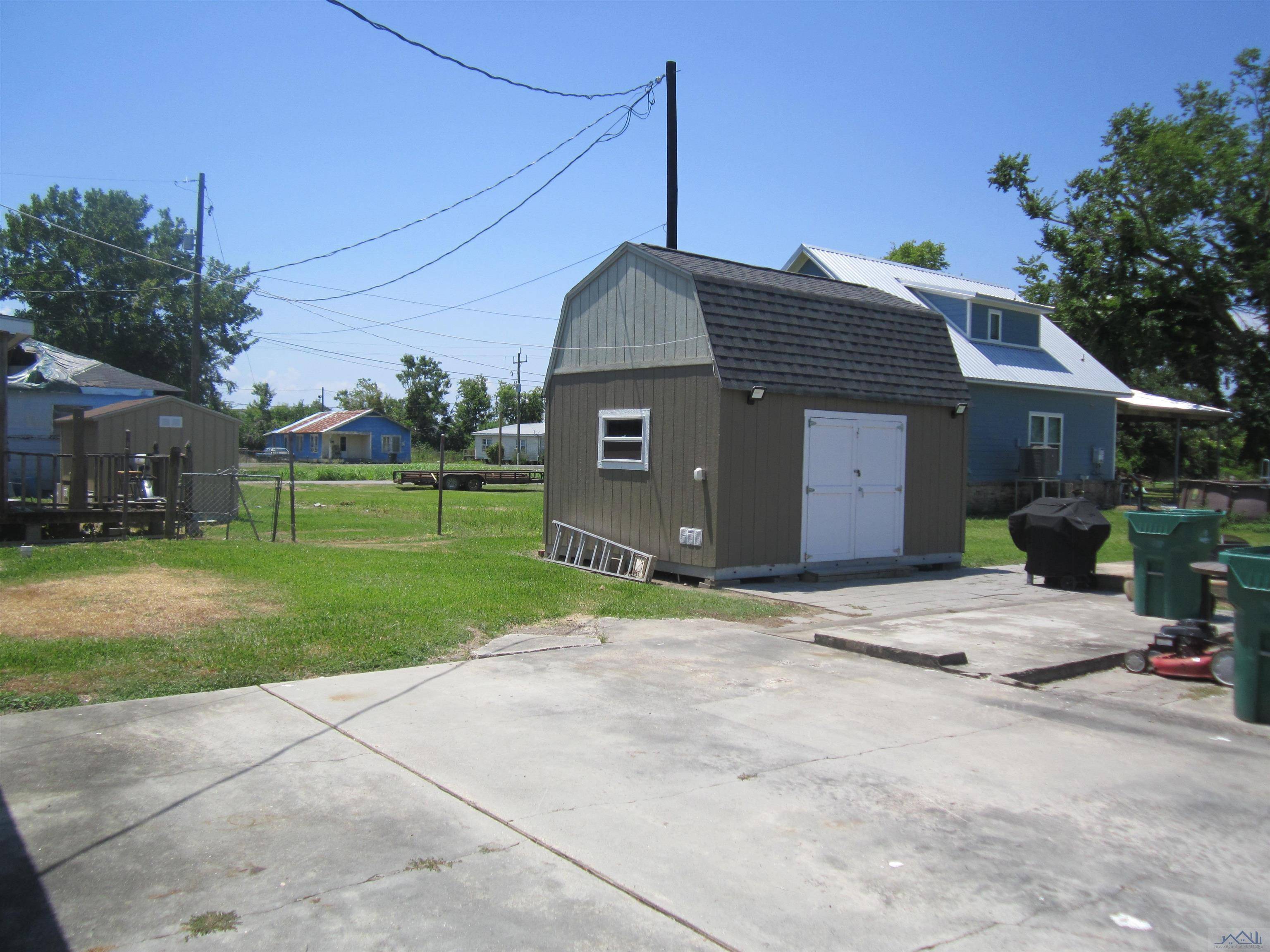 Golden Meadow, LA 70357,410 South Bayou Drive