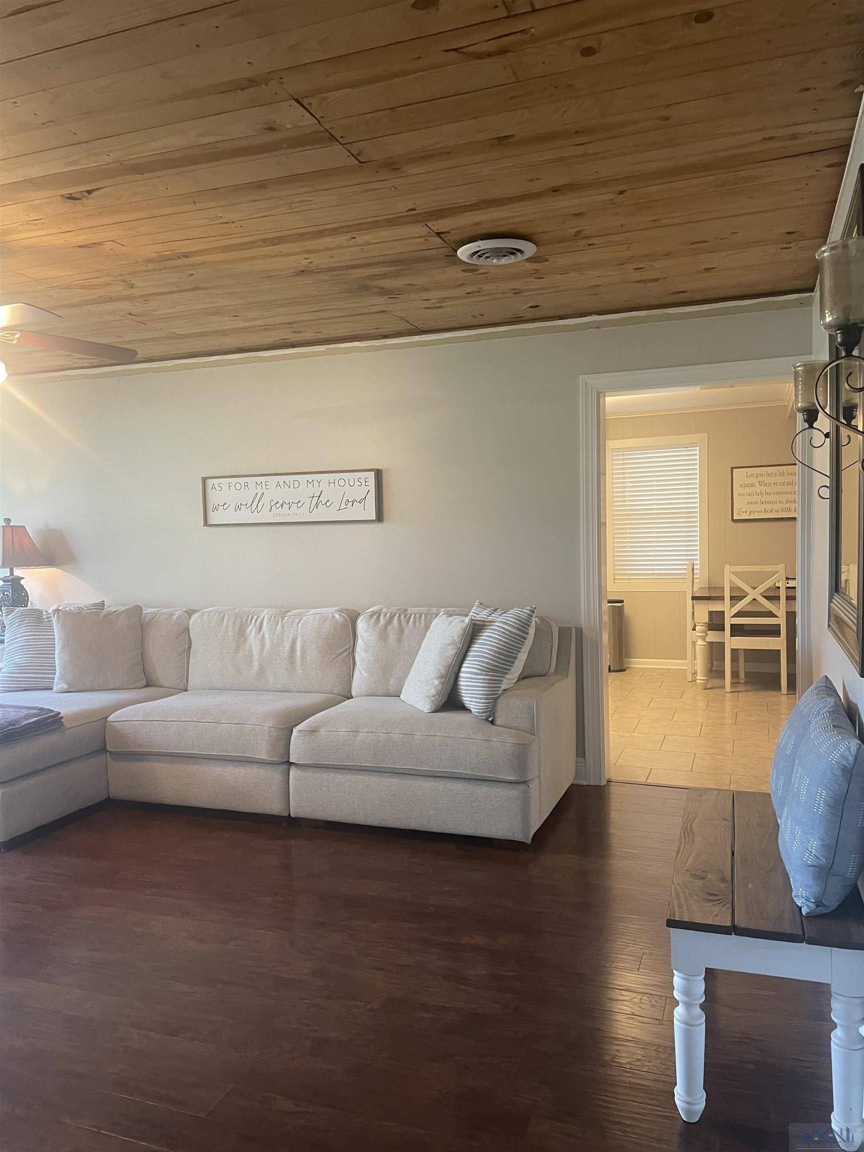 Raceland, LA 70394,2364 Highway 1