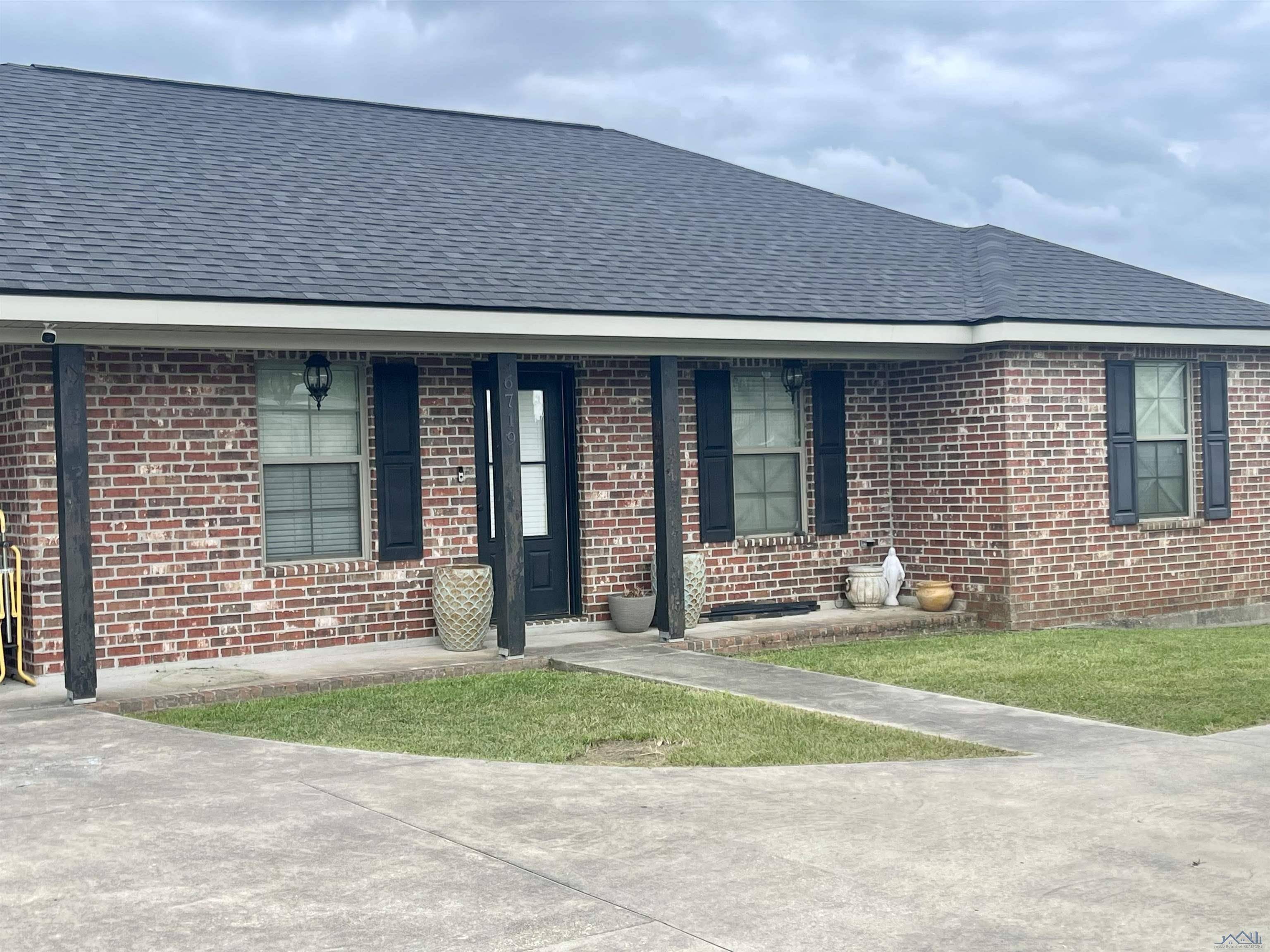 Houma, LA 70364,6719 Willie Lou Avenue